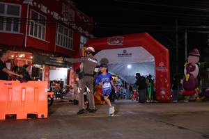 BIB: 5762
                            <button type="button" onclick="openModal(26223215)" class="btn btn-primary btn-sm float-right btn-popup" data-toggle="modal" data-target=".modal-high-quality">
                        <i class="fas fa-shopping-cart"></i> Add to Cart
                    </button>
                                            <button type="button" onclick="isThisMe(26223215, true)" class="btn btn-success btn-sm float-right btn-popup btn-isme hidden" data-toggle="tooltip" data-placement="bottom" title="นี่คือรูปของคุณใช่ไหม คลิกที่นี่เพื่อเอาเข้าอัลบั้ม">
                        <i class="fas fa-plus"></i> Add to album
                    </button>
                    <button type="button" onclick="isThisMe(26223215, false)" class="btn btn-warning btn-sm float-right btn-popup btn-isnotme hidden">
                        <i class="fas fa-ban"></i> Remove from album
                    </button>